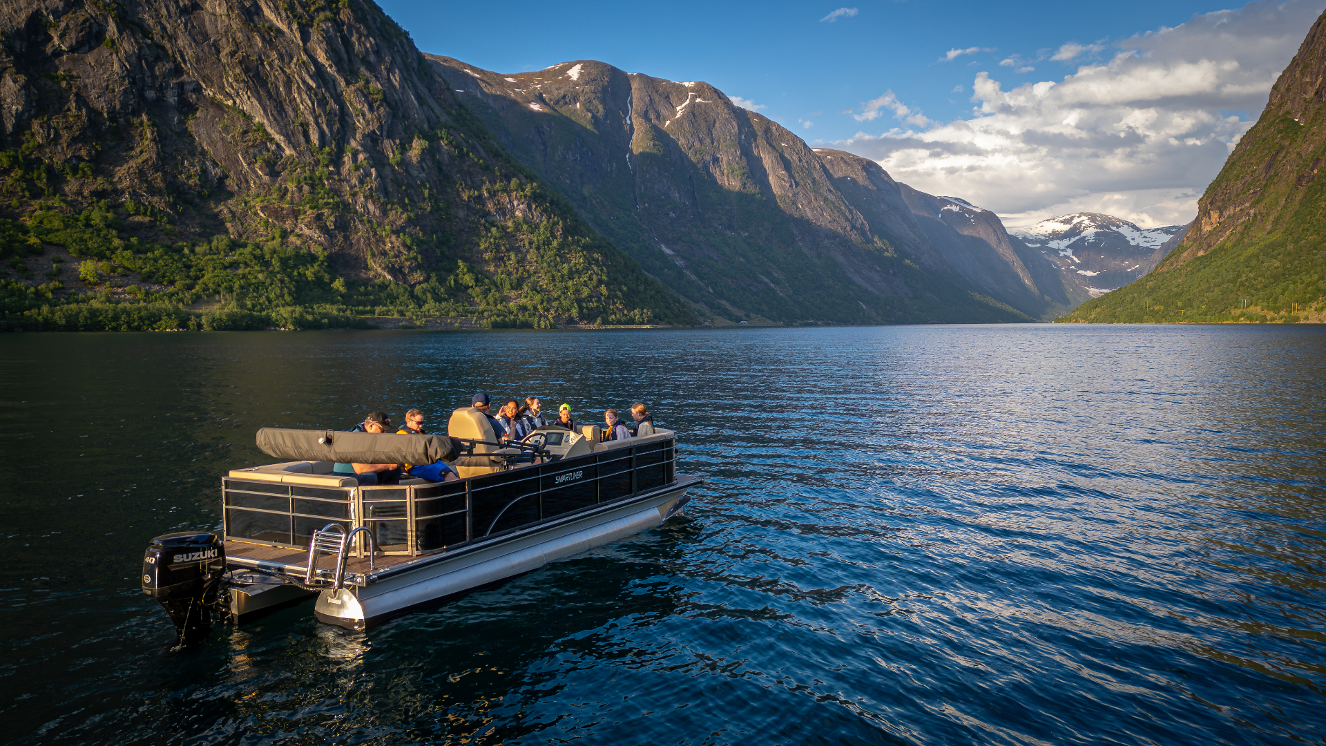 Markedsmateriell — Jølster Boat Tours | Pønske AS